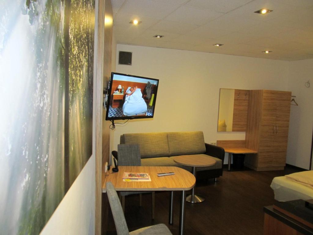 Zum Treppche Hotel Garni Gladenbach Chambre photo